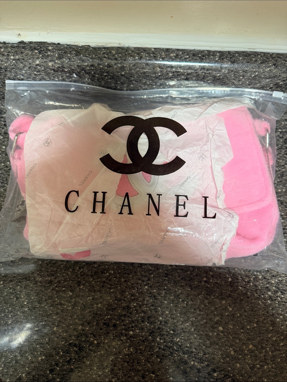 Chanel Precision Barbie Pink VIP GWP Bag NIP - Picture 4 of 4